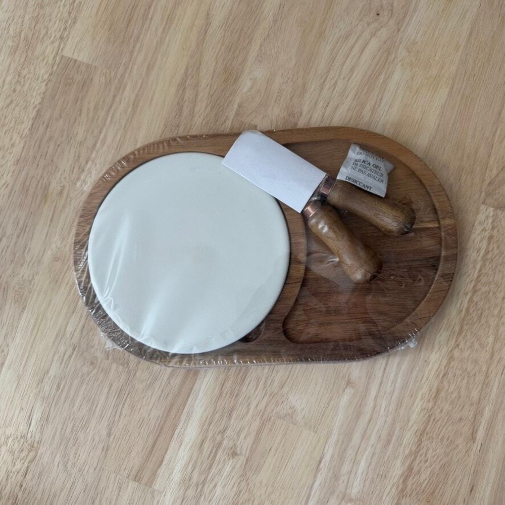 Twine Living Co Gourmet Wood & Ceramic Cheese Board & Knife Gift Set‎ NWOT